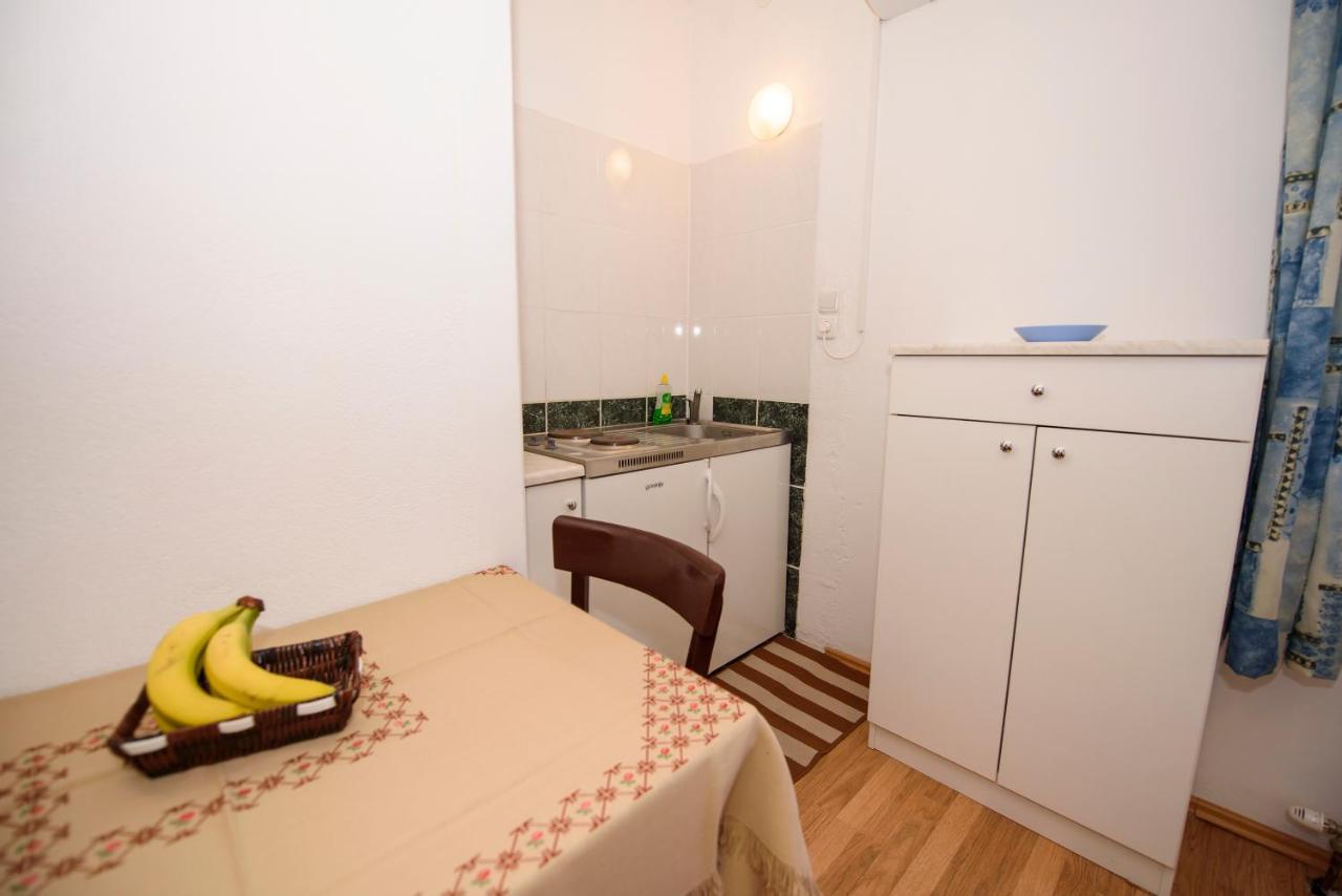 Apartman Mijo - Suhi Potok Есенице Экстерьер фото