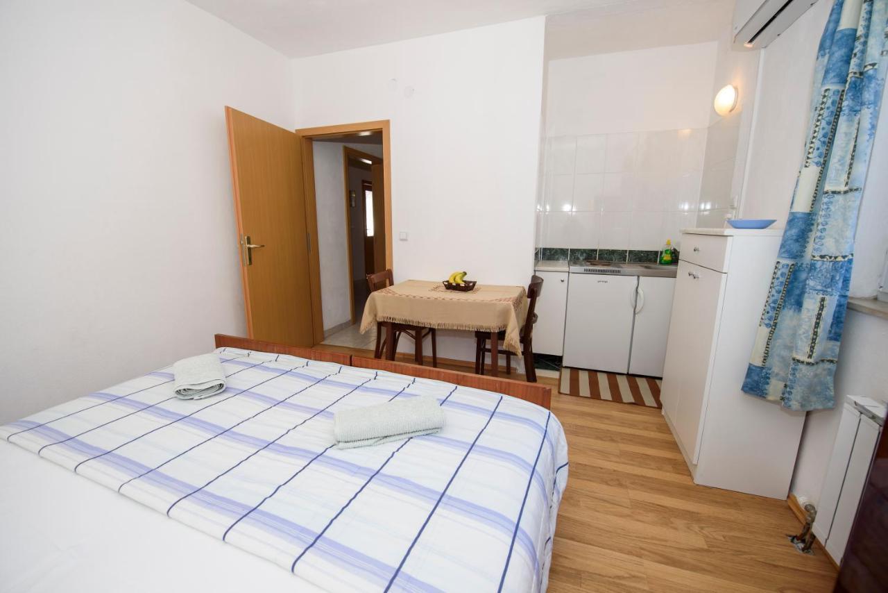 Apartman Mijo - Suhi Potok Есенице Экстерьер фото